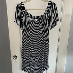 Abound Black and White Striped Tunic Top